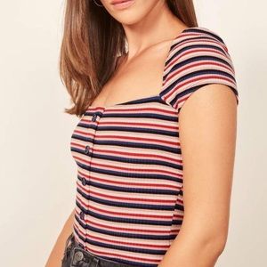 Reformation top in the size XS.